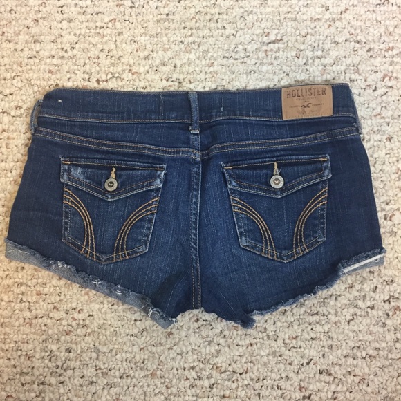 Hollister Social stretch denim shorts - Size 5 - Picture 2 of 6